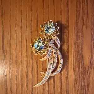 Vintage Flower Brooch